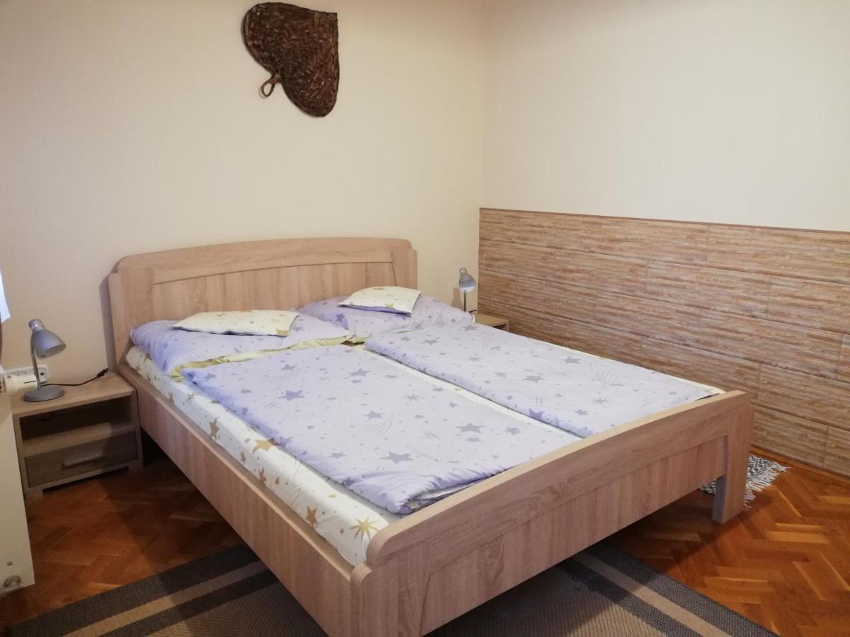 Imola Es Andrea Apartmanhaz Hajduszoboszlo Exterior photo